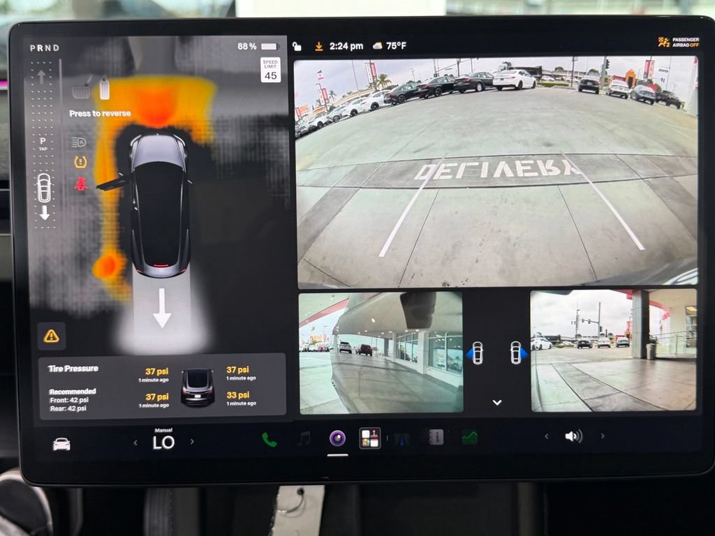 Used 2024 Tesla Model 3 Standard Range RWD image 30
