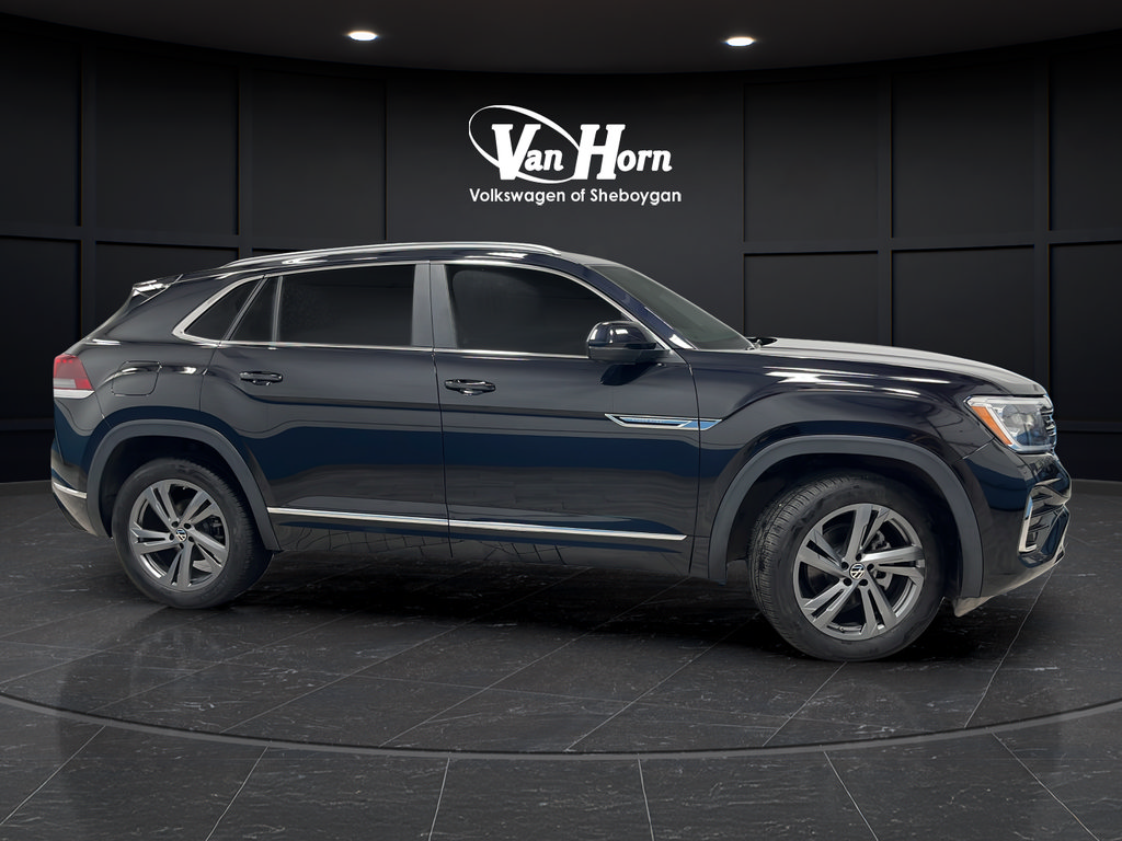 Used 2024 Volkswagen Atlas Cross Sport SEL R-Line AWD/4WD image 8