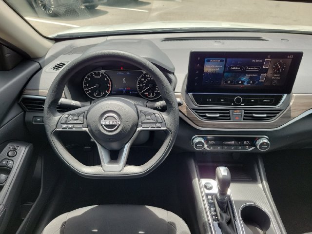 New 2026 Nissan Altima 2.5 SV w/ SV Special Edition Package FWD image 14