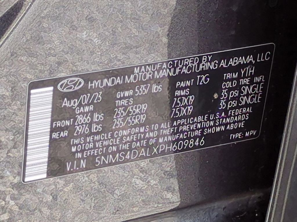 Used 2023 Hyundai Santa Fe Limited image 33