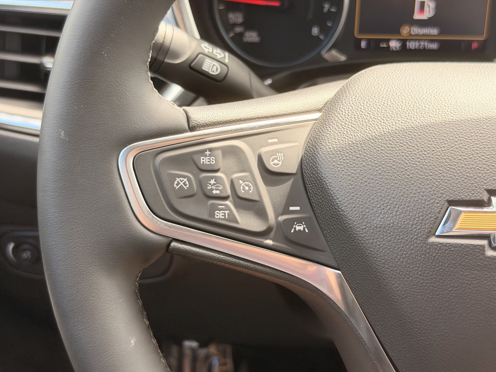 Used 2024 Chevrolet Equinox LT AWD/4WD image 19