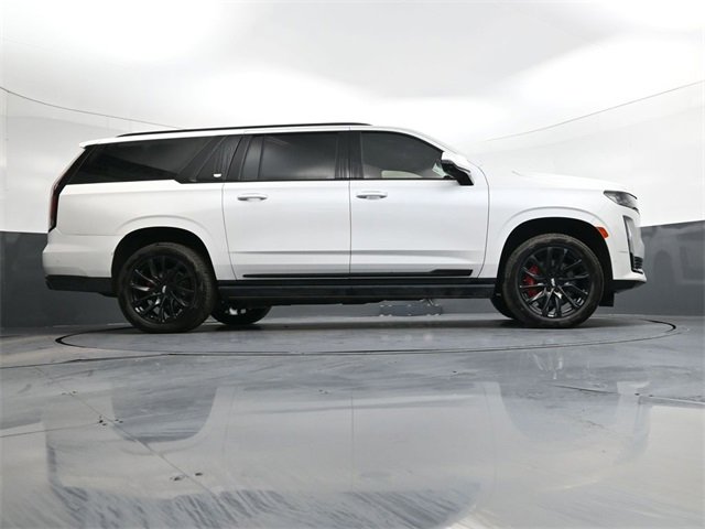 Used 2023 Cadillac Escalade ESV Sport Platinum w/ LPO, ONYX Package image 25