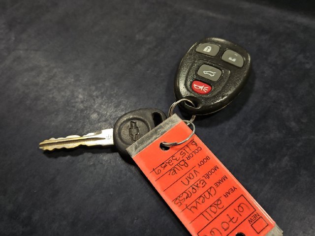 Used 2011 Chevrolet Express 1500 LT w/ LT Preferred Equipment Group AWD/4WD image 28