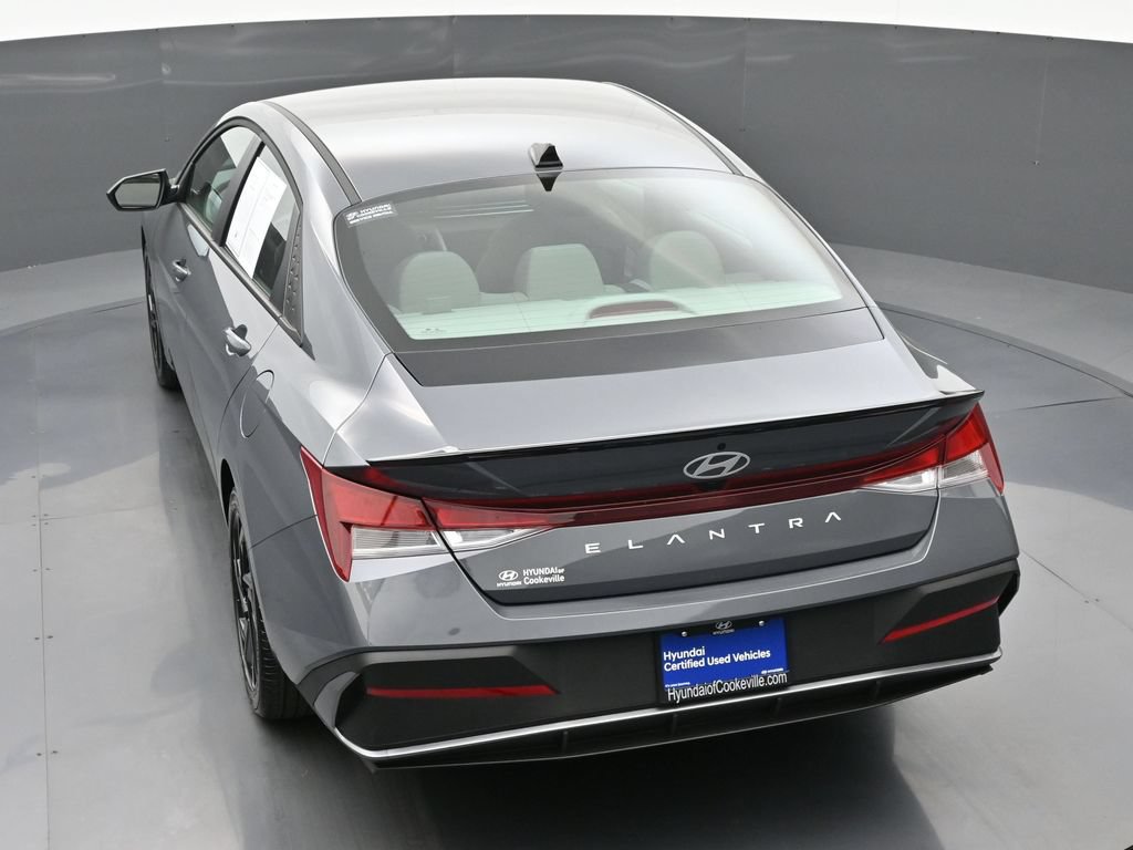 Used 2026 Hyundai Elantra Sport w/ Cargo Package FWD image 40