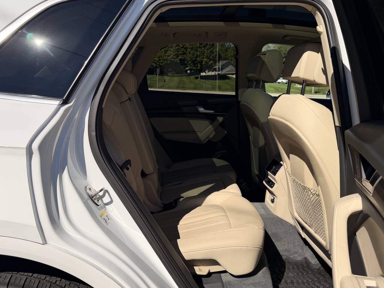 Used 2019 Audi Q5 2.0T Premium Plus w/ Premium Plus Package AWD/4WD image 30