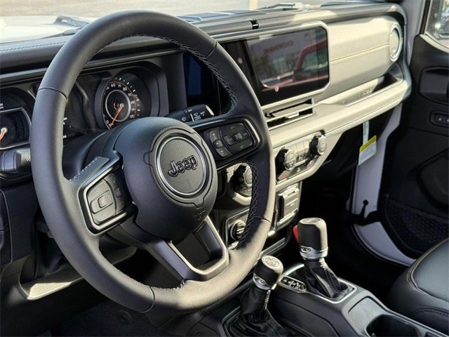 New 2025 Jeep Gladiator Sport image 18