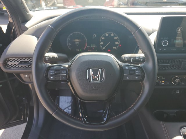 Certified 2025 Honda HR-V Sport image 27