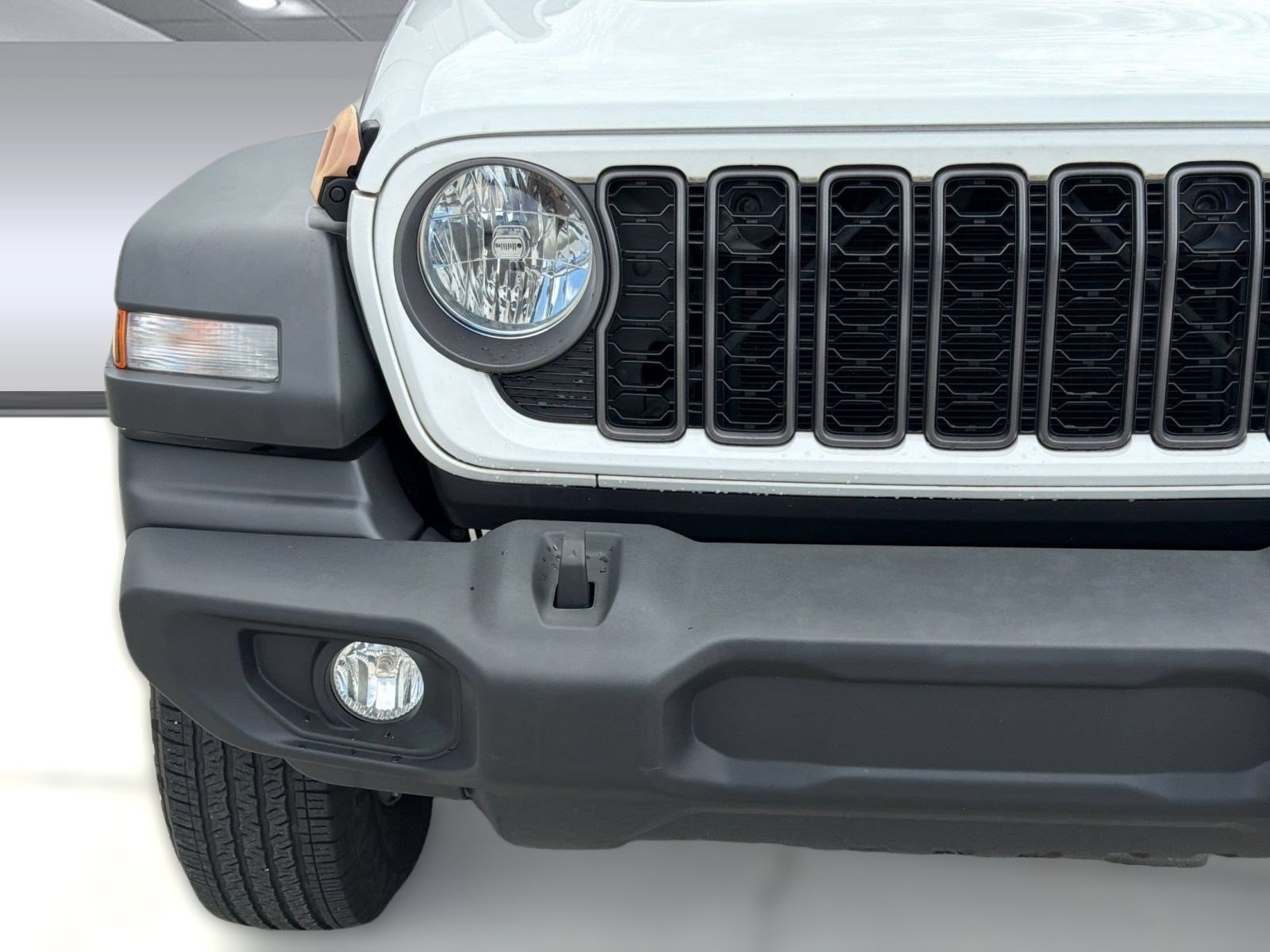 Used 2024 Jeep Wrangler Sport AWD/4WD image 11