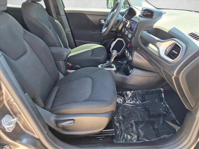 Used 2016 Jeep Renegade Sport w/ Power & Air Group FWD image 20