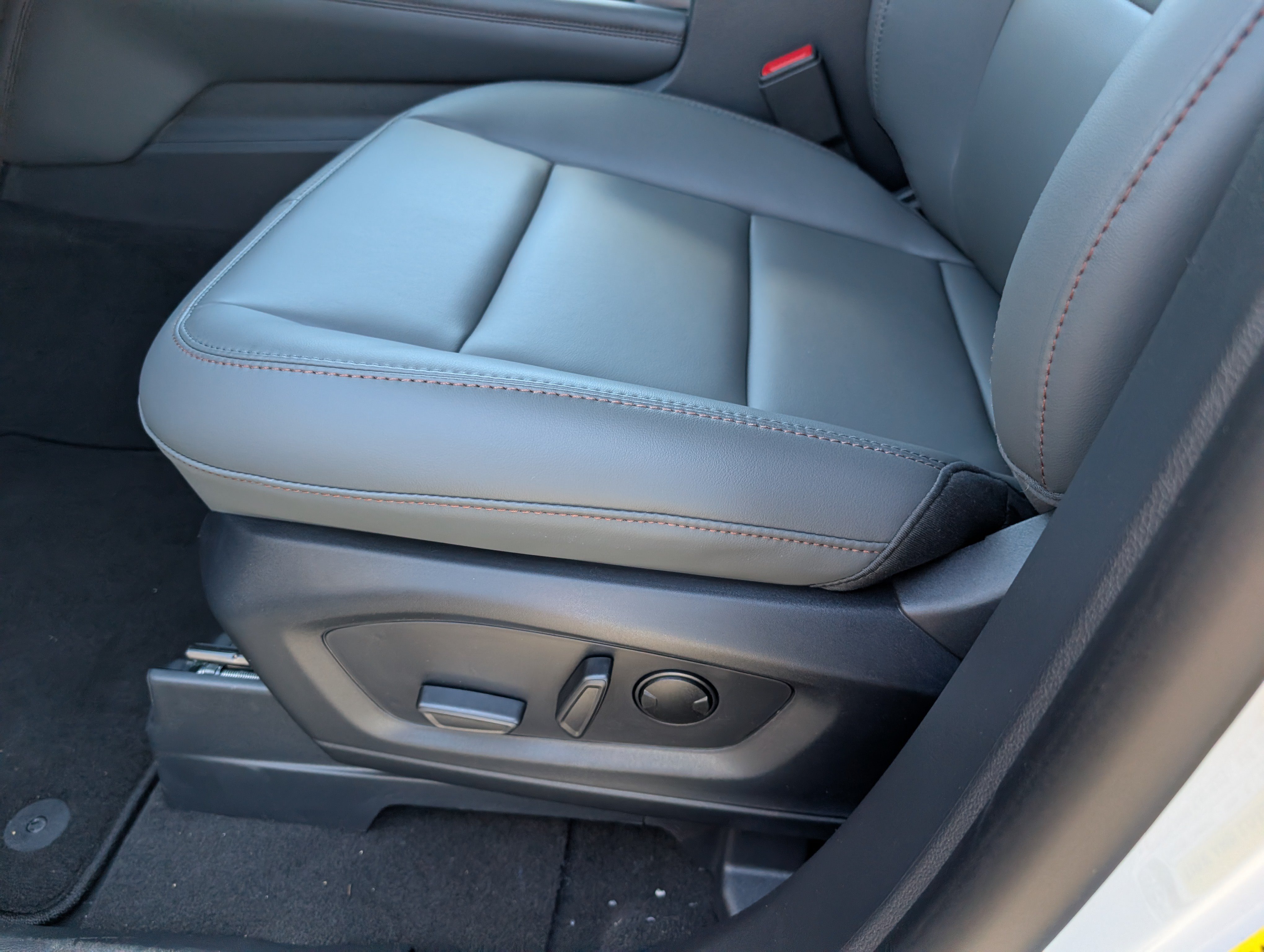 New 2026 Ford Explorer Active w/ Active Comfort Package AWD/4WD image 18