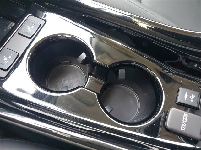 Used 2020 Toyota Prius XLE image 28