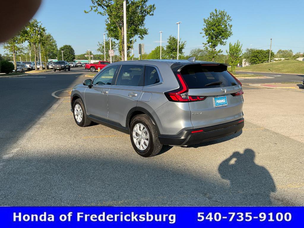Certified 2025 Honda CR-V LX image 4