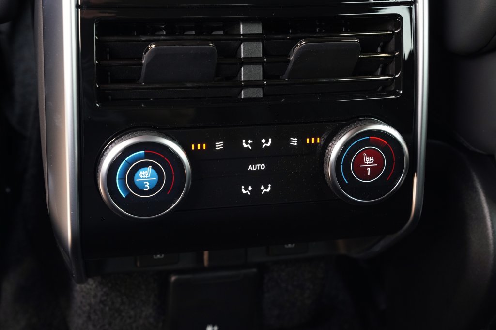 New 2026 Land Rover Range Rover SE AWD/4WD image 34