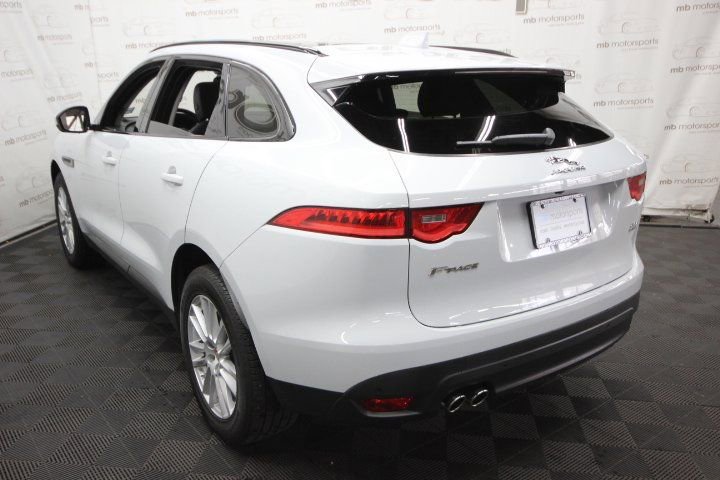 Used 2018 Jaguar F-PACE Prestige image 4