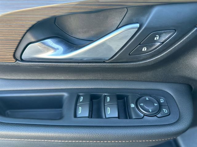 Used 2020 GMC Terrain SLE w/ LPO, Floor Liner Package FWD image 14
