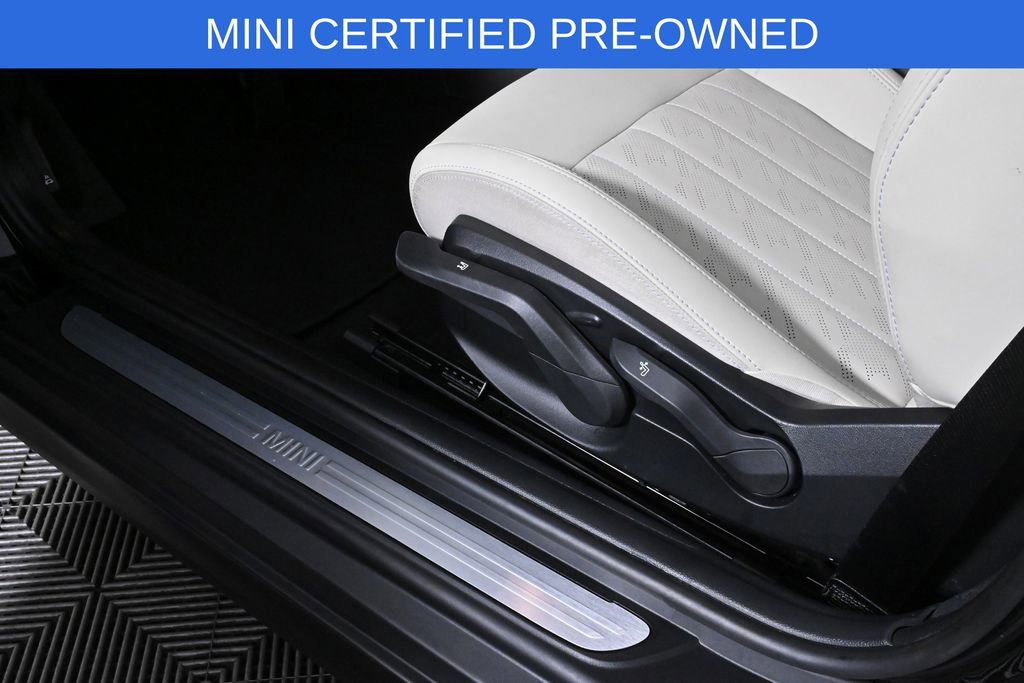 Used 2025 MINI Cooper S FWD image 26