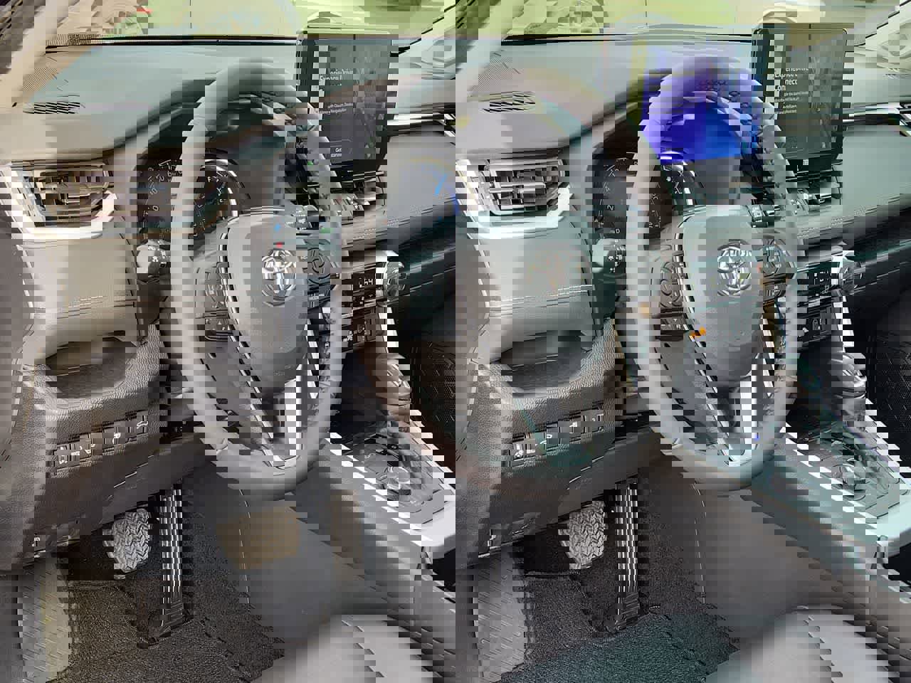 Certified 2024 Toyota RAV4 XLE Premium image 10