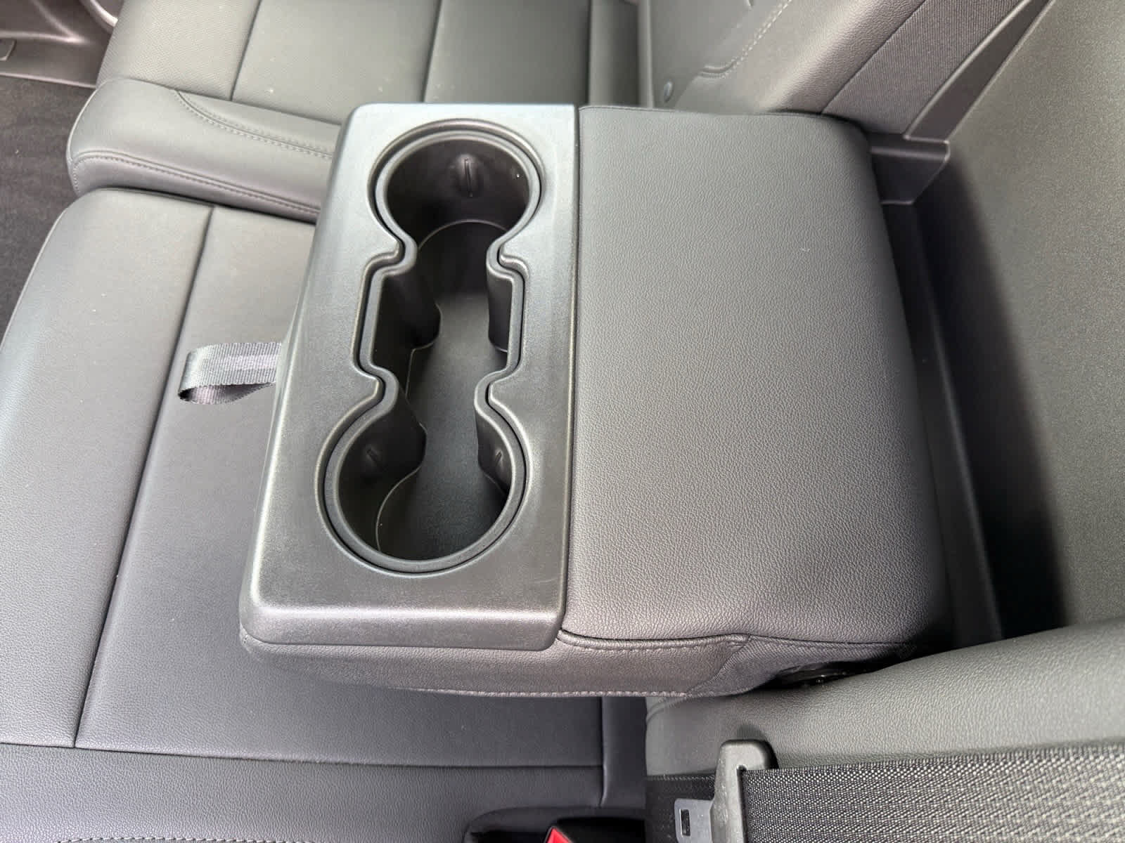 Used 2025 Chevrolet Silverado 1500 LTZ AWD/4WD image 17
