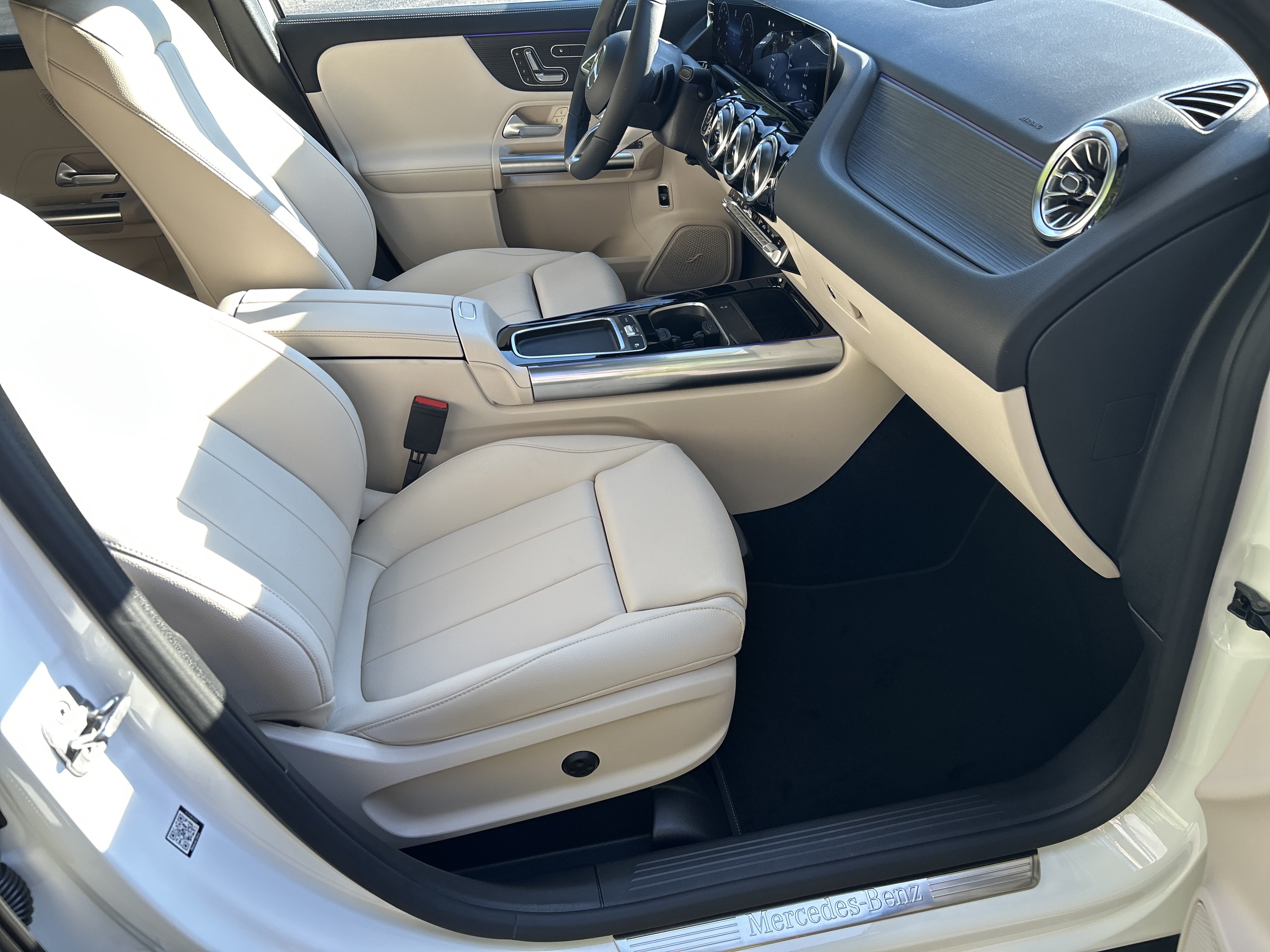 New 2026 Mercedes-Benz GLA 250 image 43