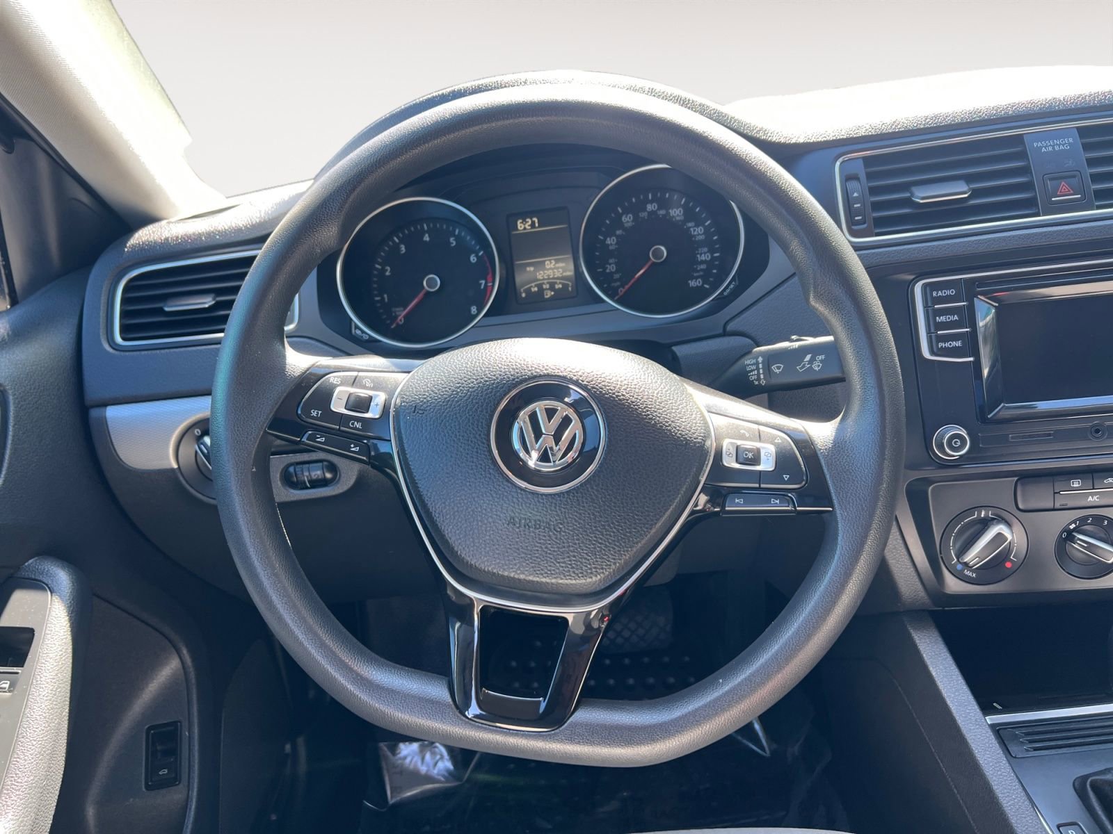 Used 2018 Volkswagen Jetta S FWD image 12