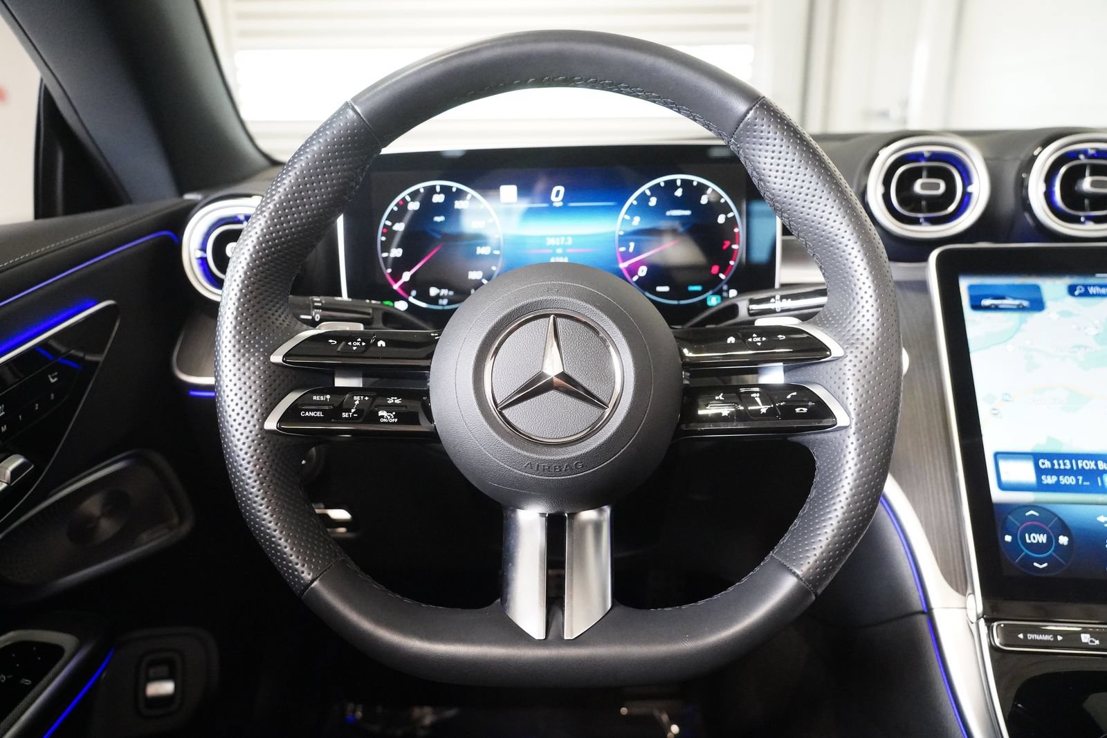 Certified 2025 Mercedes-Benz CLE 450 4MATIC Cabriolet image 18