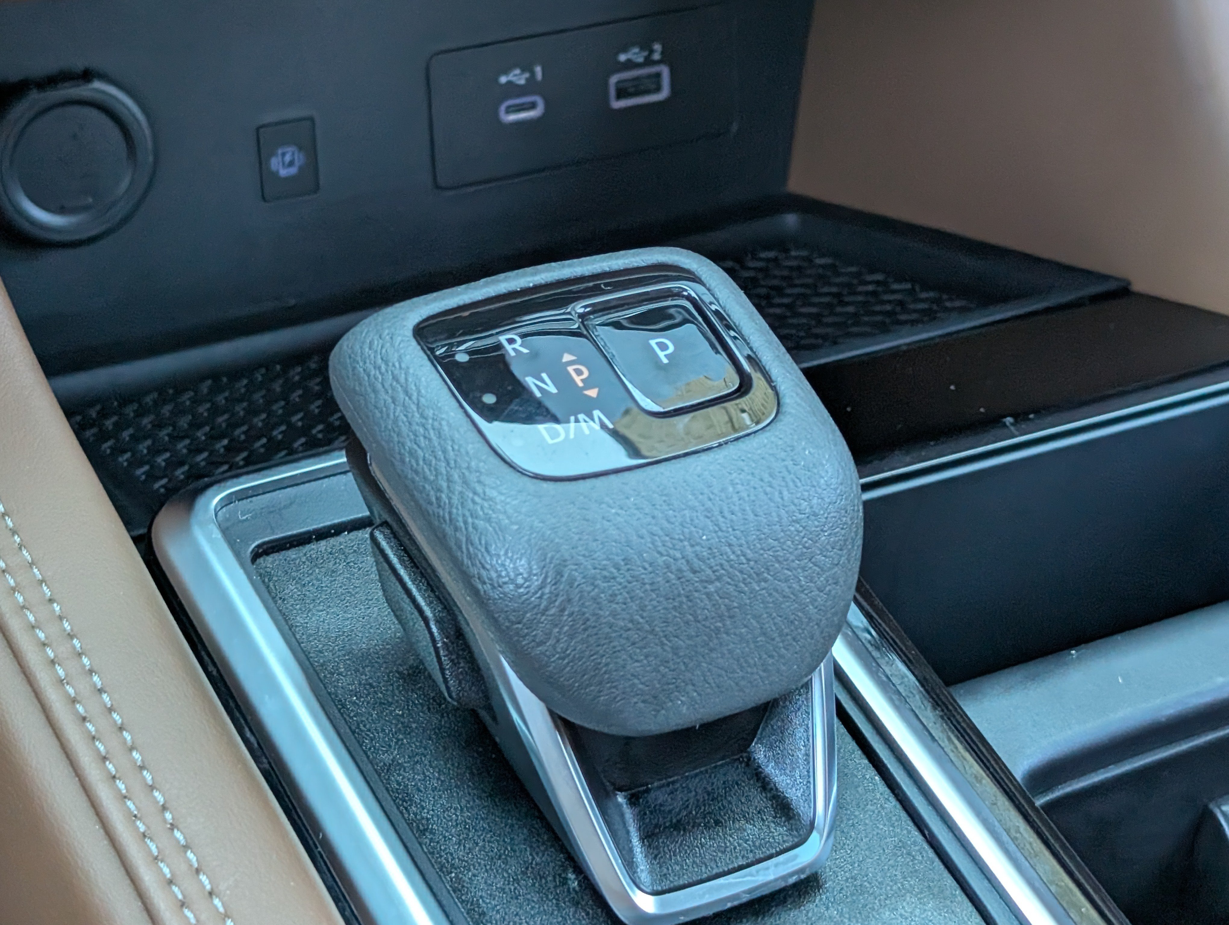 Used 2025 Nissan Pathfinder Platinum w/ Cargo Package FWD image 36