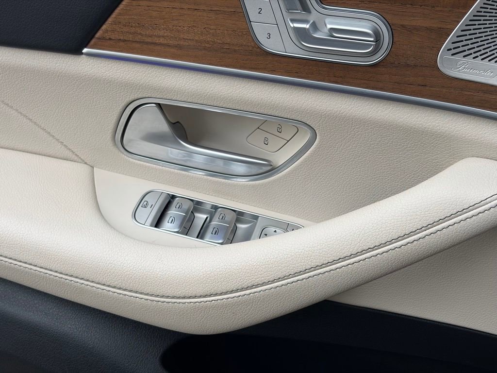 Used 2022 Mercedes-Benz GLS 450 4MATIC w/ Warmth & Comfort Package image 20