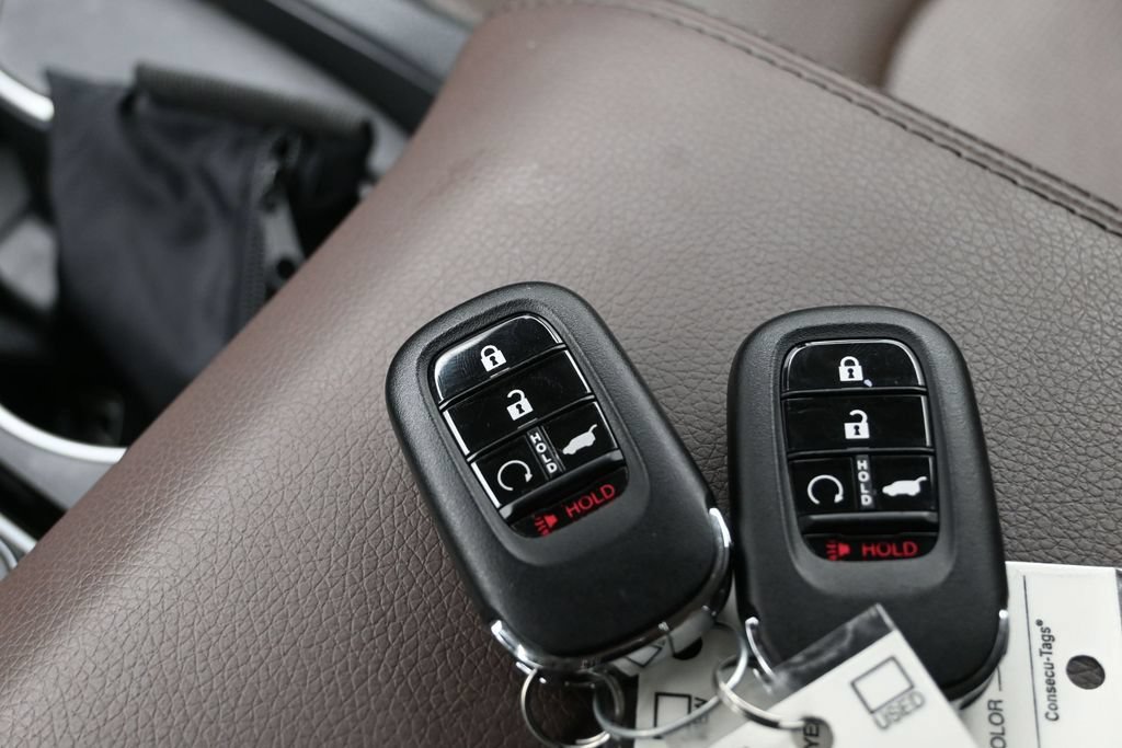 Certified 2023 Honda Pilot Elite image 16