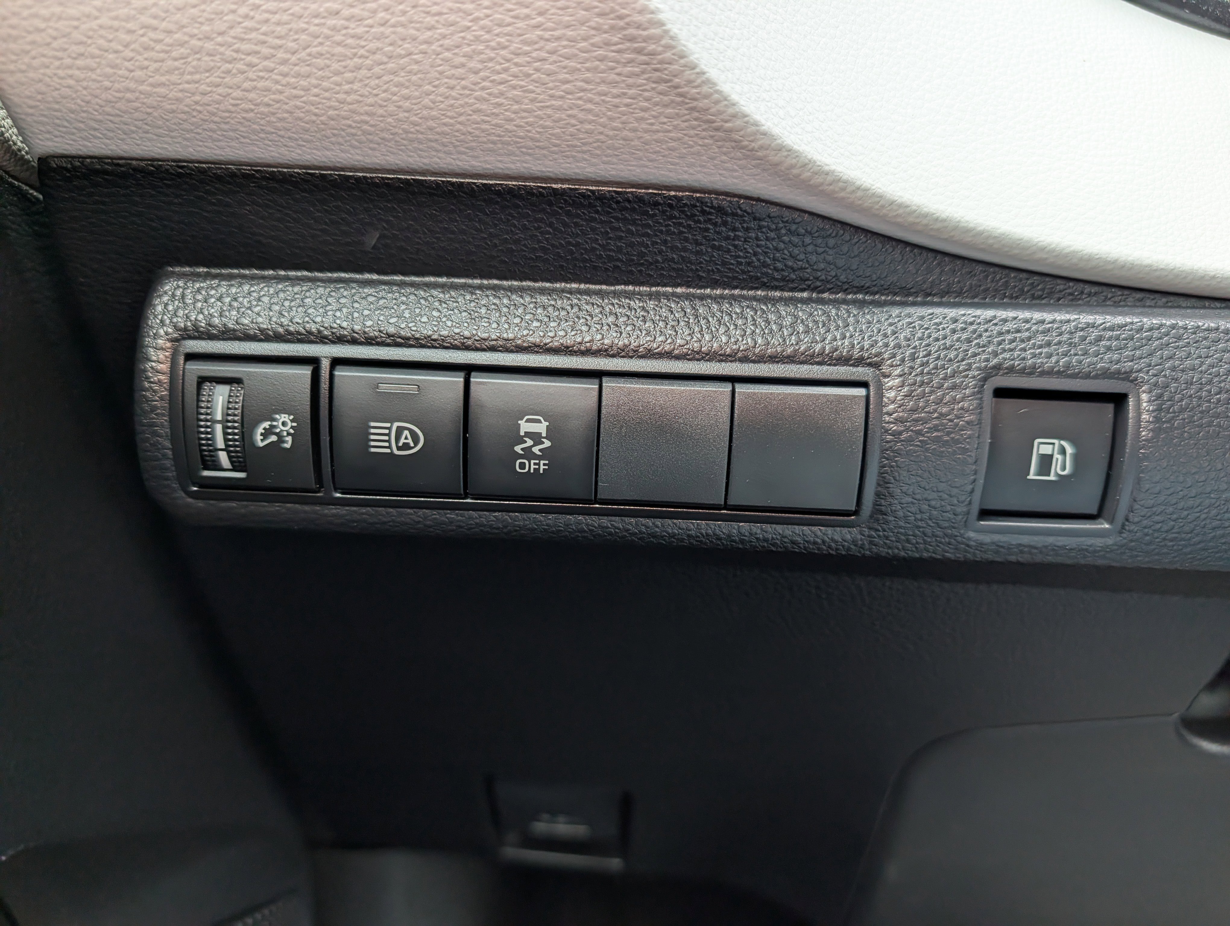 Used 2024 Toyota Corolla SE image 24