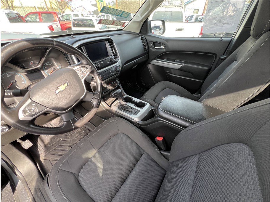 Used 2021 Chevrolet Colorado LT w/ Fleet Safety Package image 22