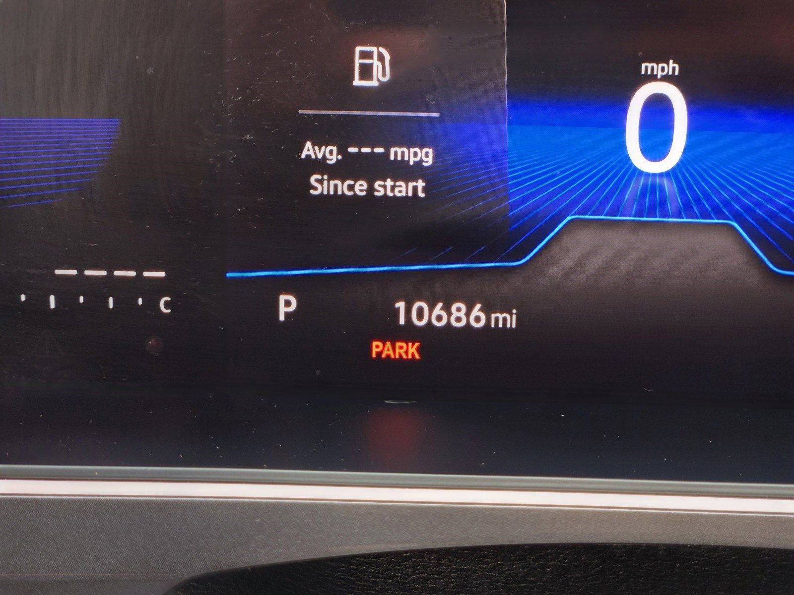 New 2024 Volkswagen Tiguan SE FWD image 21