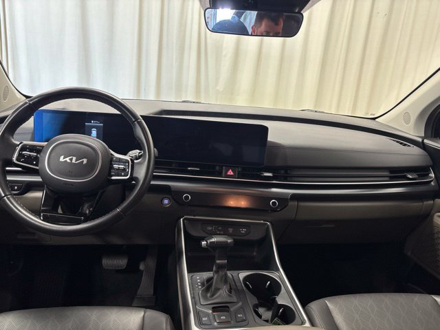Used 2026 Kia Carnival FWD image 15