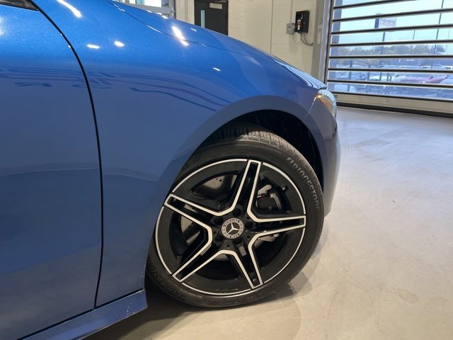 Used 2025 Mercedes-Benz CLA 250 4MATIC image 4