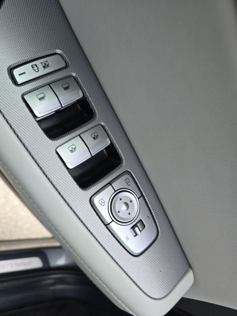 Used 2022 Hyundai Palisade Limited image 13