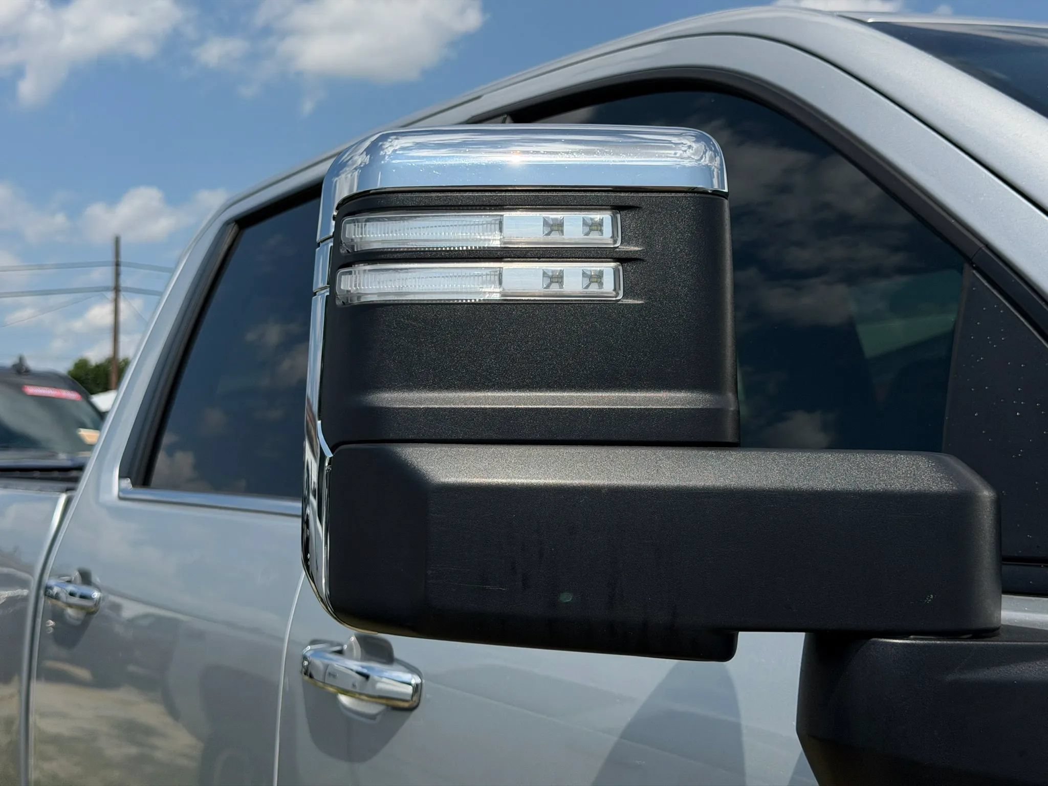 Used 2022 Chevrolet Silverado 2500 LTZ w/ LTZ Convenience Package AWD/4WD image 10