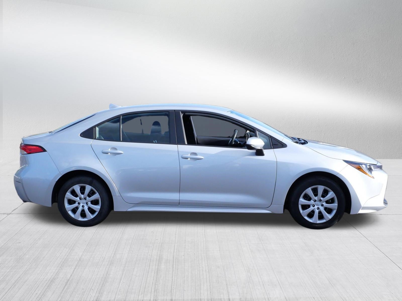 Certified 2025 Toyota Corolla LE FWD image 8