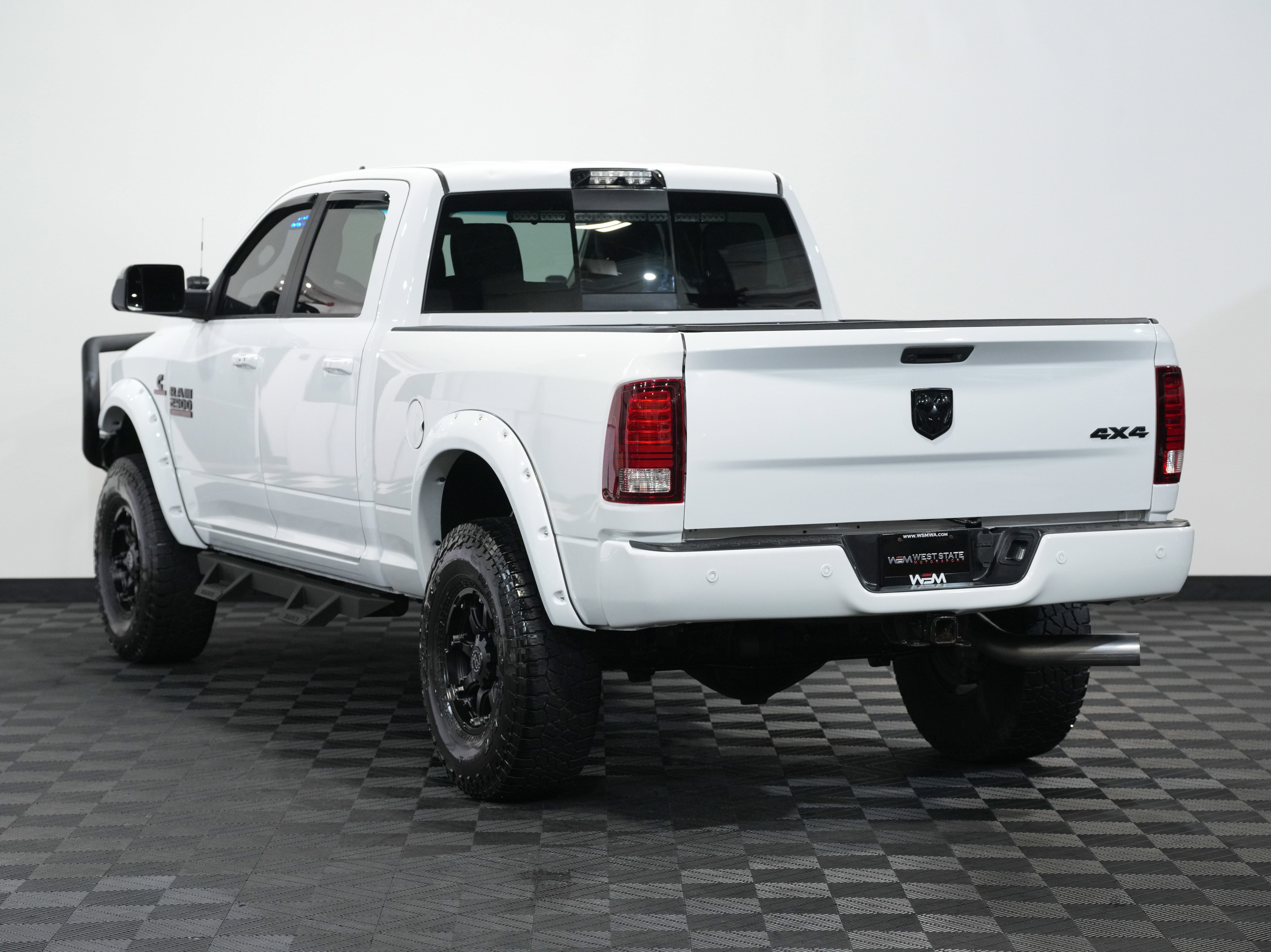 Used 2017 RAM 2500 Laramie w/ Sport Appearance Group image 8