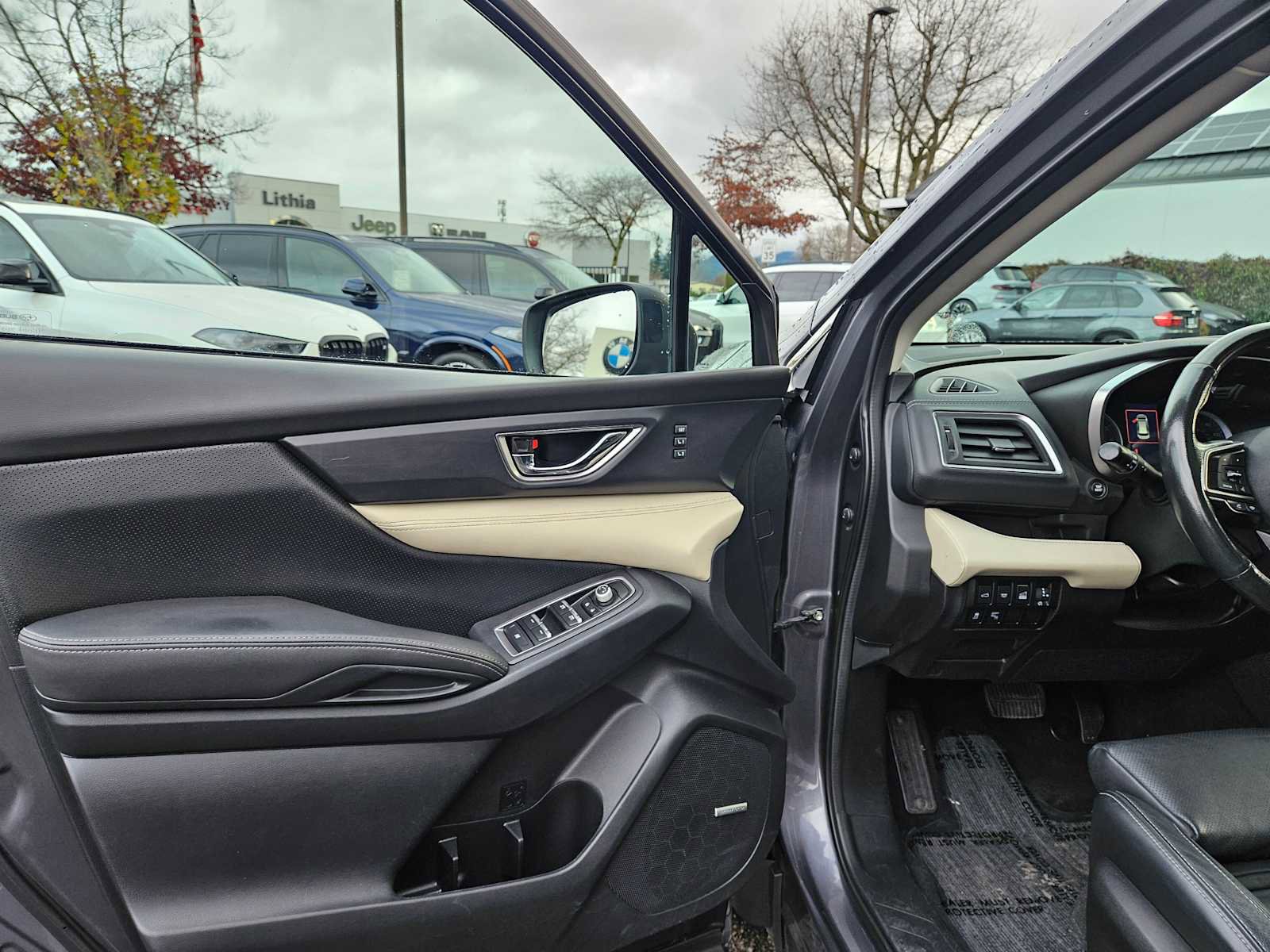 Used 2021 Subaru Ascent Limited w/ Technology Package image 23