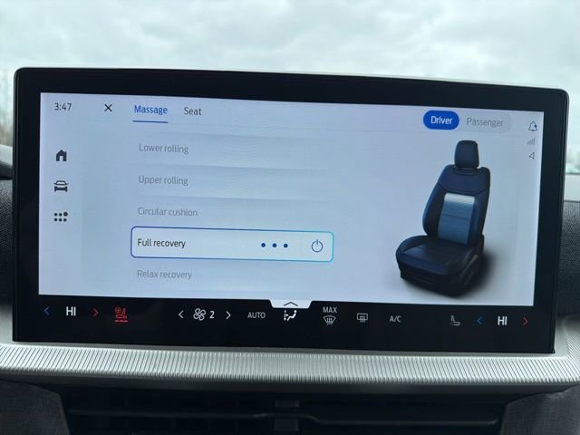 Certified 2025 Ford Explorer Platinum w/ LUX Leather Package AWD/4WD image 38