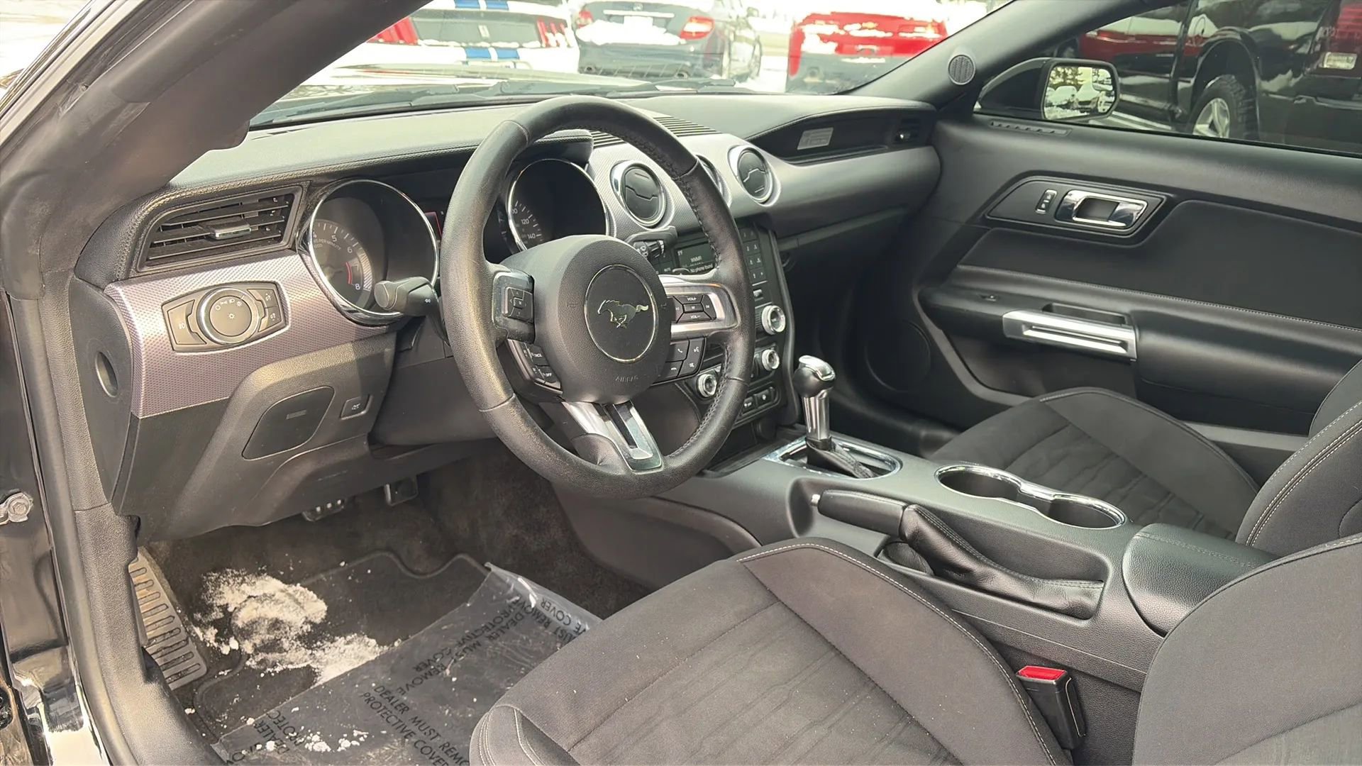 Used 2017 Ford Mustang Coupe image 32