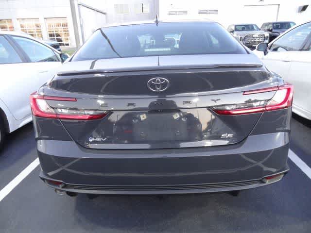 Used 2025 Toyota Camry SE FWD image 5