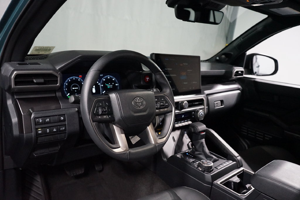 Certified 2026 Toyota 4Runner TRD Off-Road Premium AWD/4WD image 12