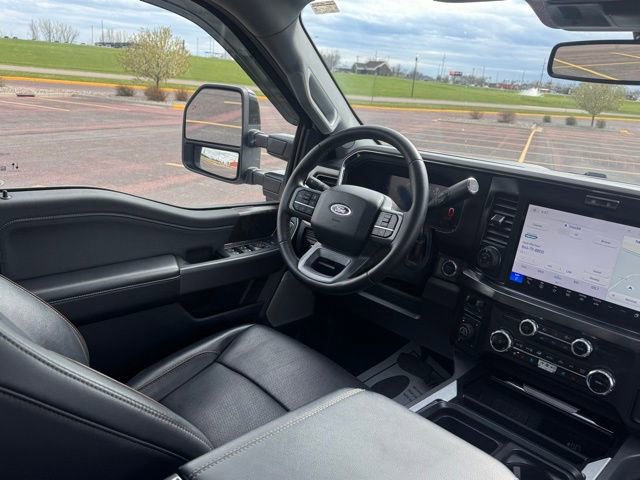 Used 2025 Ford F350 Lariat w/ Lariat Ultimate Package AWD/4WD image 14