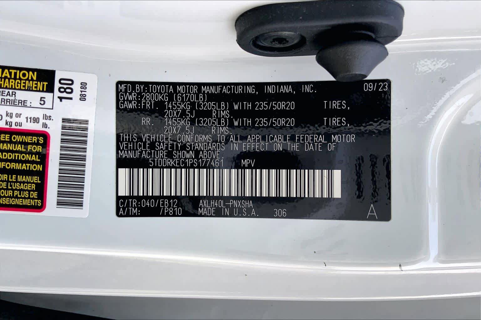 Used 2023 Toyota Sienna XSE w/ XSE Plus Package FWD image 36