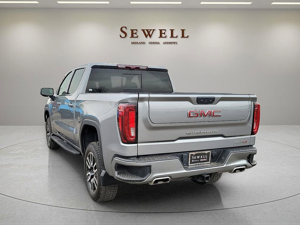 Used 2024 GMC Sierra 1500 AT4 w/ Technology Package AWD/4WD image 3
