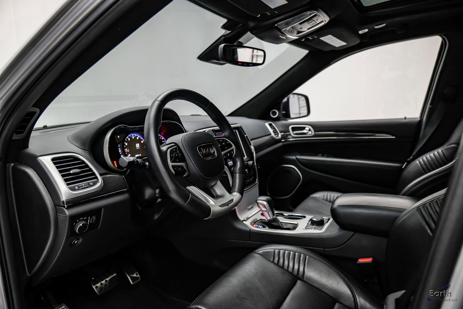 Used 2018 Jeep Grand Cherokee Trackhawk image 34