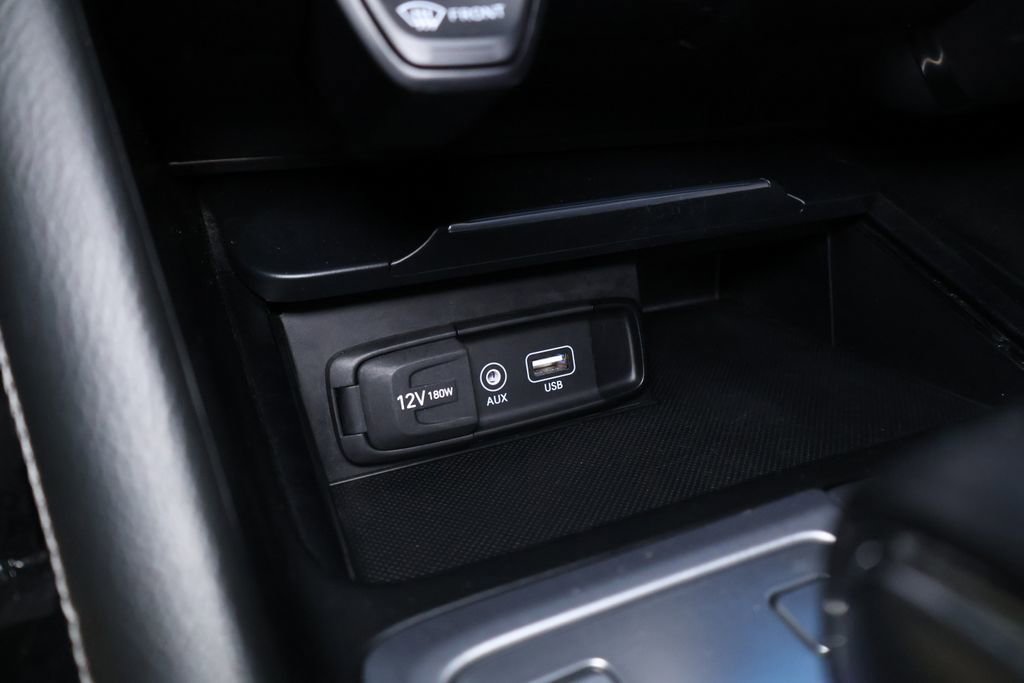 Used 2020 Genesis G70 2.0T w/ Elite Package image 37