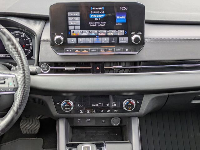 Used 2024 Mitsubishi Outlander SE image 20