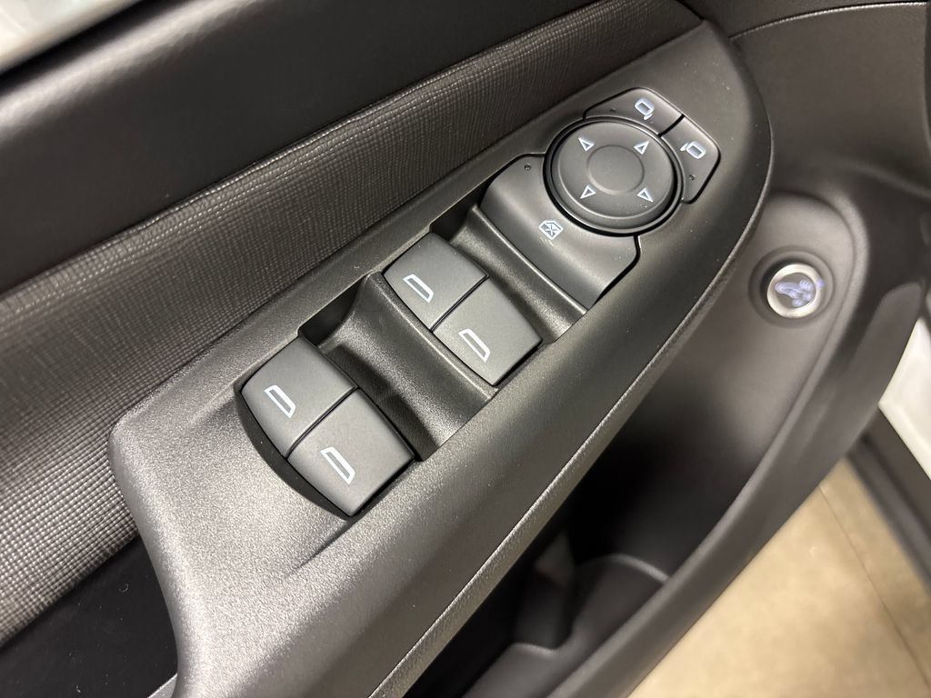 New 2026 Buick Envista Sport Touring w/ Convenience I Package FWD image 19