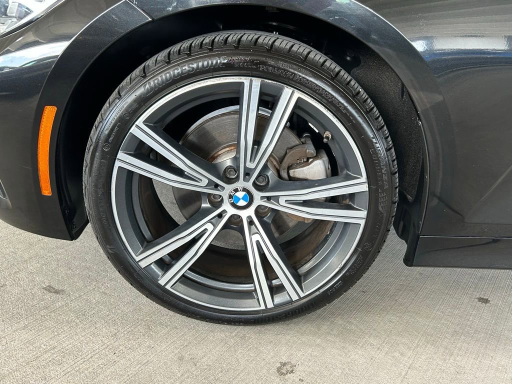 Used 2019 BMW 330i Sedan w/ Convenience Package image 19